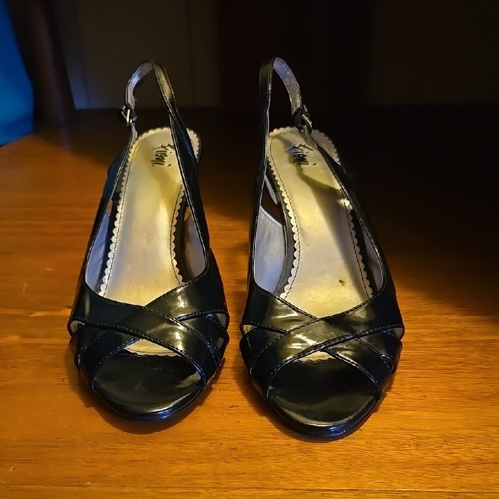 Black Slingback Heels Size 10W